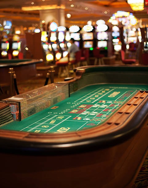 Live dealer blackjack table on gacor 777 with real dealer and video feed